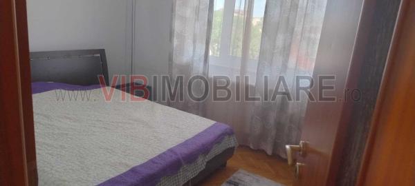 2 camere, etaj 3, centrala, aer conditionat,  zona Lipovei