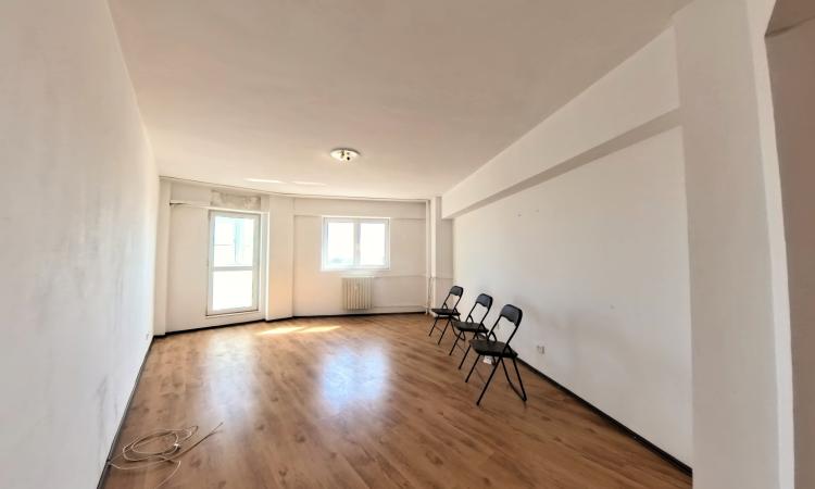 4 Camere - Nemobilat - Liceul Ion Barbu