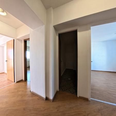 4 Camere - Nemobilat - Liceul Ion Barbu