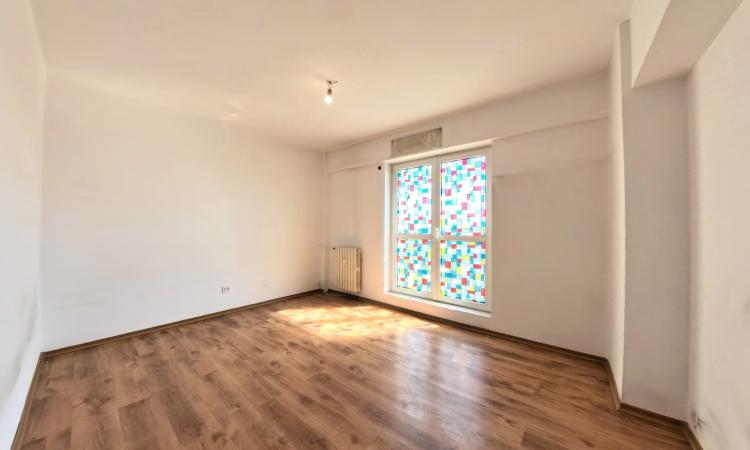 4 Camere - Nemobilat - Liceul Ion Barbu