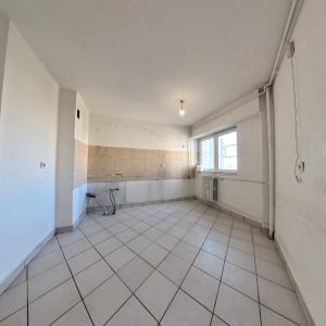 4 Camere - Nemobilat - Liceul Ion Barbu