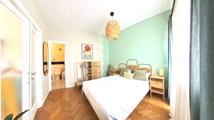 De vanzare apartament 2 camere - Piata Italiana/Piata Rosetti