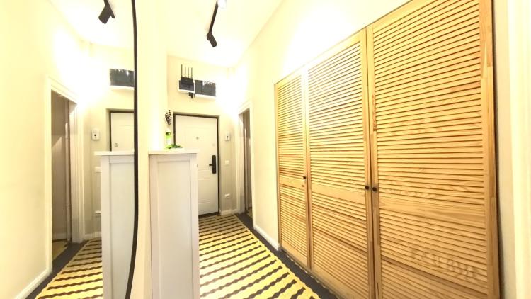 De vanzare apartament 2 camere - Piata Italiana/Piata Rosetti