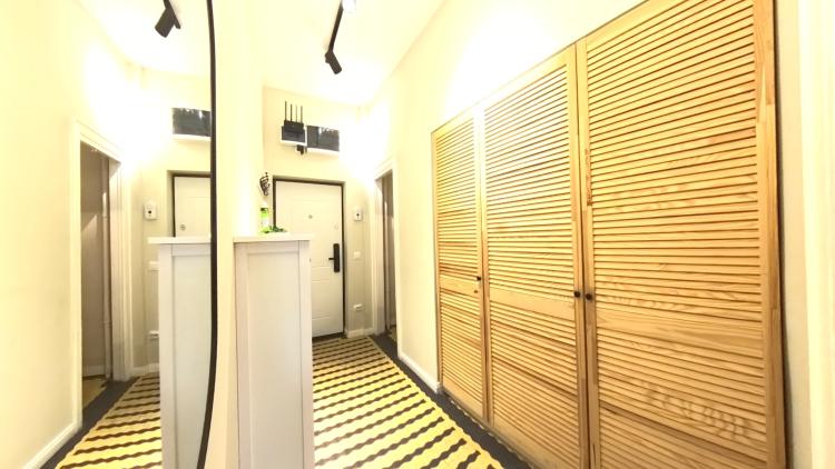 De vanzare apartament 2 camere - Piata Italiana/Piata Rosetti