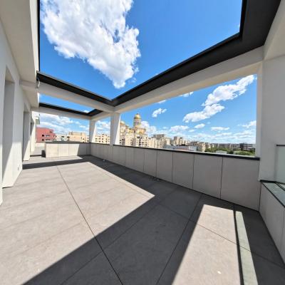Comision 0 - Penthouse - 13 Septembrie