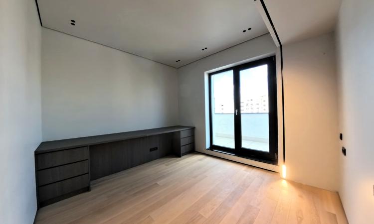 Comision 0 - Penthouse - 13 Septembrie