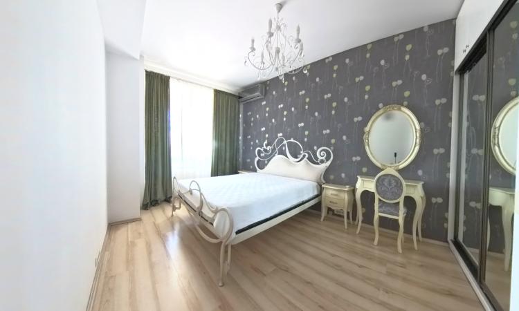 De inchiriat , apartament 2 camere premium - North Area Lake View