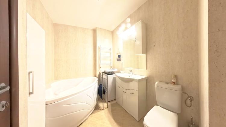 De inchiriat , apartament 2 camere premium - North Area Lake View