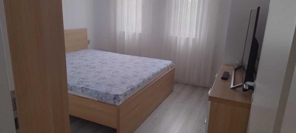 Vanzare 2 camere decomandate Aradului