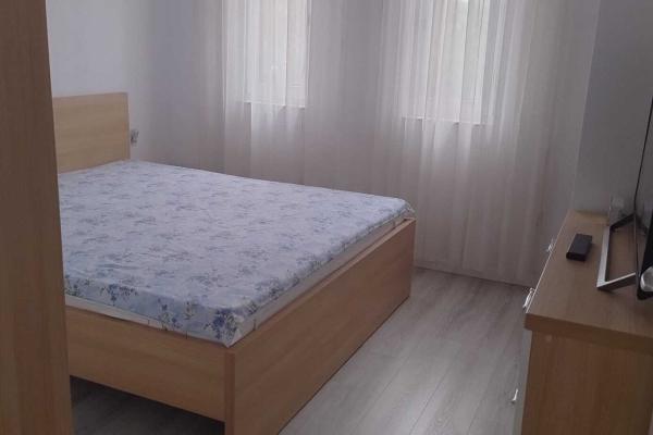 Vanzare 2 camere decomandate Aradului