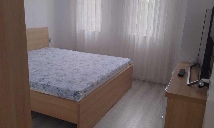 Vanzare 2 camere decomandate Aradului