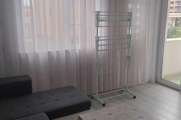 Vanzare 2 camere decomandate Aradului