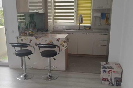 Vanzare 2 camere decomandate Aradului