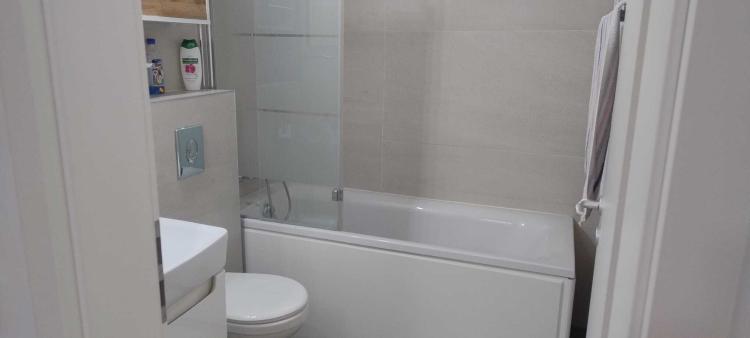 Vanzare 2 camere decomandate Aradului