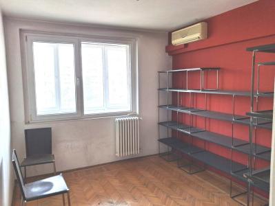 3 Camere  chiar langa metrou Iancului
