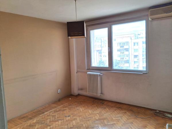 3 Camere  chiar langa metrou Iancului