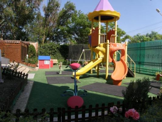 Hotel 3 stele de vânzare, 45 camere | Lângă Lacul Belona
