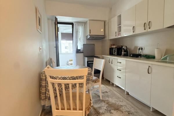 Apartament de vânzare 3 camere Sos. Nicolae Titulescu - Piața Victoriei - complet mobilat si utilat