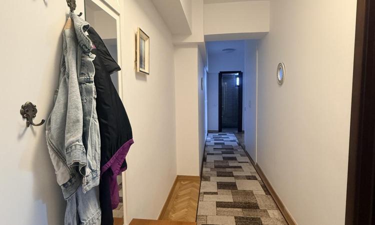 Apartament de vânzare 3 camere Sos. Nicolae Titulescu - Piața Victoriei - complet mobilat si utilat