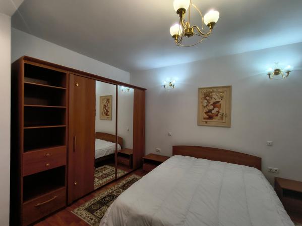 Închiriere apartament 3 camere, 80 mp - mobilat și utilat - Piața Dorobanți