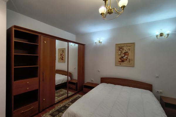 Închiriere apartament 3 camere, 80 mp - mobilat și utilat - Piața Dorobanți