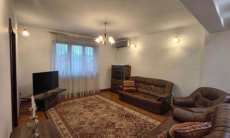 Închiriere apartament 3 camere, 80 mp - mobilat și utilat - Piața Dorobanți