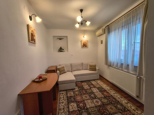 Închiriere apartament 3 camere, 80 mp - mobilat și utilat - Piața Dorobanți