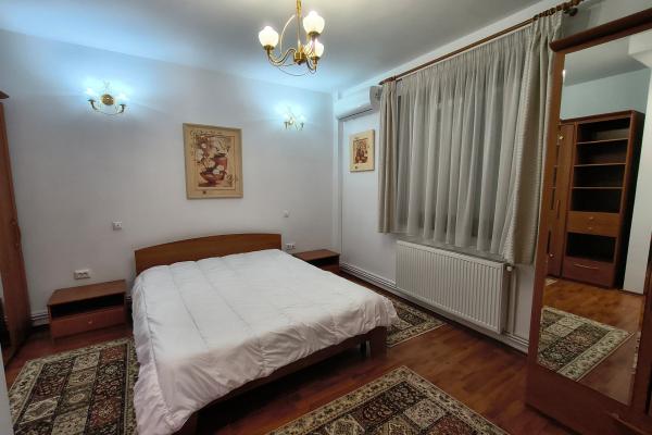 Închiriere apartament 3 camere, 80 mp - mobilat și utilat - Piața Dorobanți