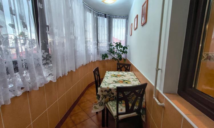 Închiriere apartament 3 camere, 80 mp - mobilat și utilat - Piața Dorobanți