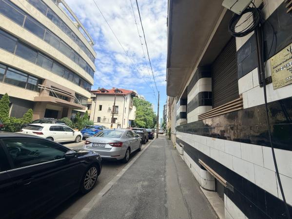 Apartament de vânzare 3 camere Dr. Iacob Felix - Piața Victoriei