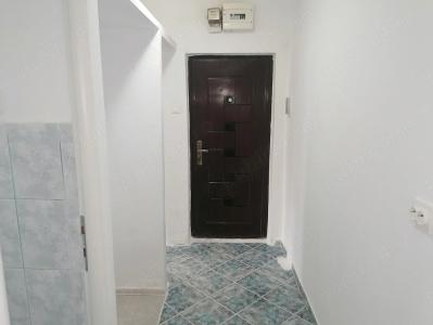 2 camere, semidecomandat, zona Centrala