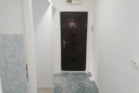 2 camere, semidecomandat, zona Centrala