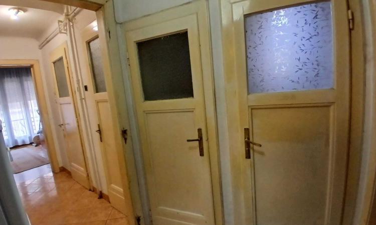 3 camere Intercontinental