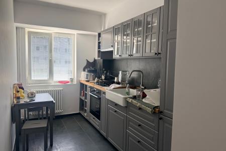Apartament de vânzare 3 camere Titulescu - Piața Victoriei complet mobilat si utilat