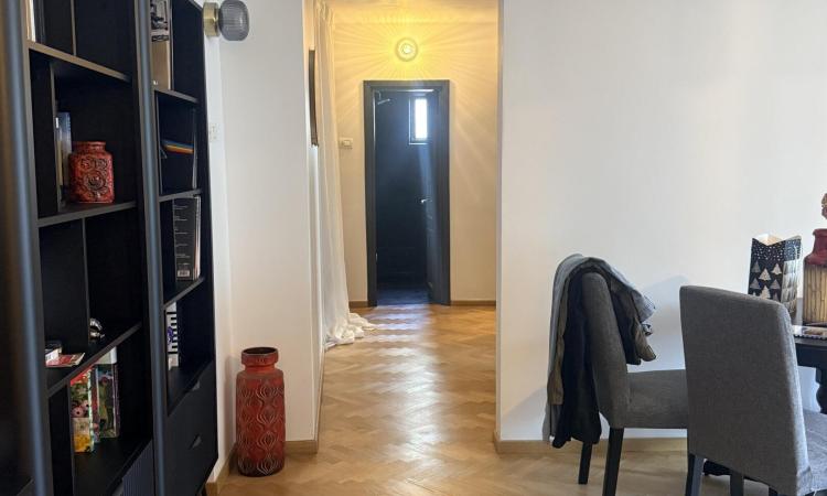 Apartament de vânzare 3 camere Titulescu - Piața Victoriei complet mobilat si utilat