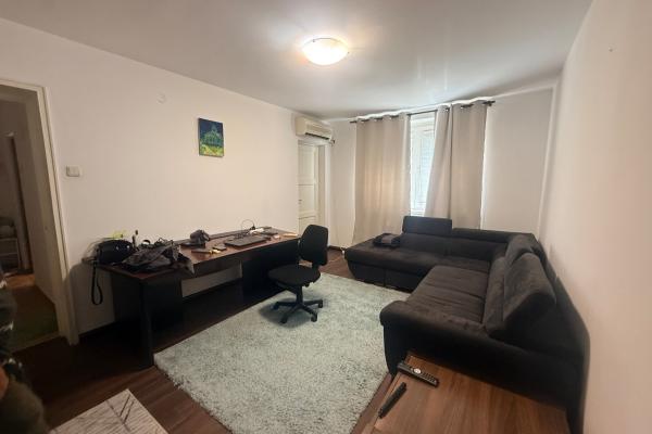 Apartament 2 camere de închiriat Str. Mexic-Piata Victoriei