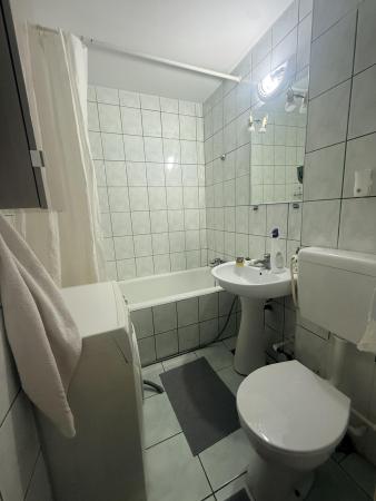Apartament 2 camere de închiriat Str. Mexic-Piata Victoriei