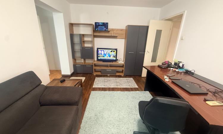 Apartament 2 camere de închiriat Str. Mexic-Piata Victoriei