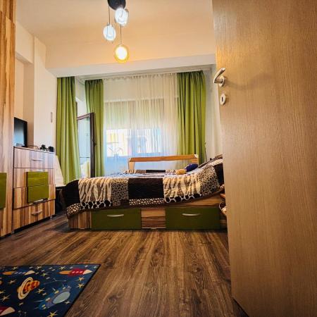 Apartament 2 camere, 64 mp utili, 2 balcoane, loc de parcare disponibil