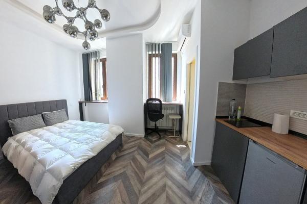 Garsoniera ultracentral de închiriat la doar 2 minute Parcul Cișmigiu - Regina Elisabeta