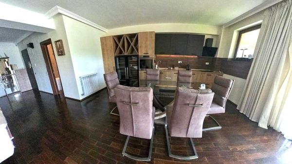 Apartament 3 camere de închiriat Siliștea Snagovului cu acces direct către lac