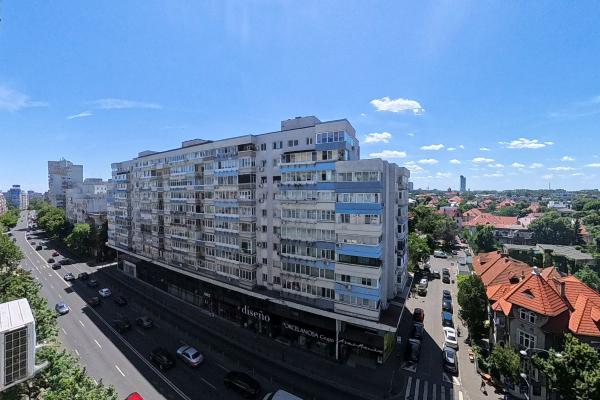 Apartament 3 camere de închiriat pe Calea Dorobanți