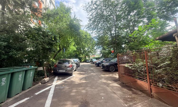 Apartament 2 camere de vânzare Intrarea Dr Felix - Piața Victoriei - mobilat
