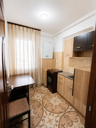 Curte proprie de 28 mp! Apartament mobilat, gata de mutare, aproape de metrou
