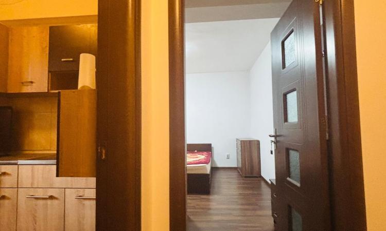 Curte proprie de 28 mp! Apartament mobilat, gata de mutare, aproape de metrou