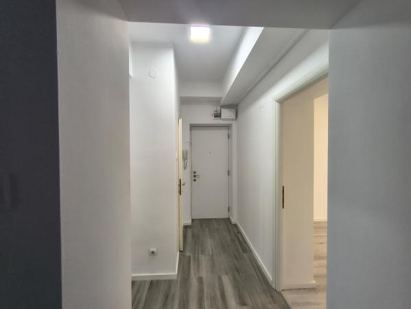 Închiriere apartament 3 camere, 60 mp, decomandat - pentru birouri - Calea Floreasca