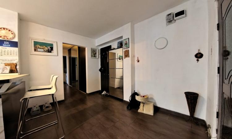 3 Camere - Decomandat - Aleea Salaj