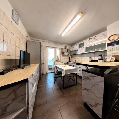 3 Camere - Decomandat - Aleea Salaj