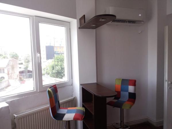 3 camere Dacia - Mosilor