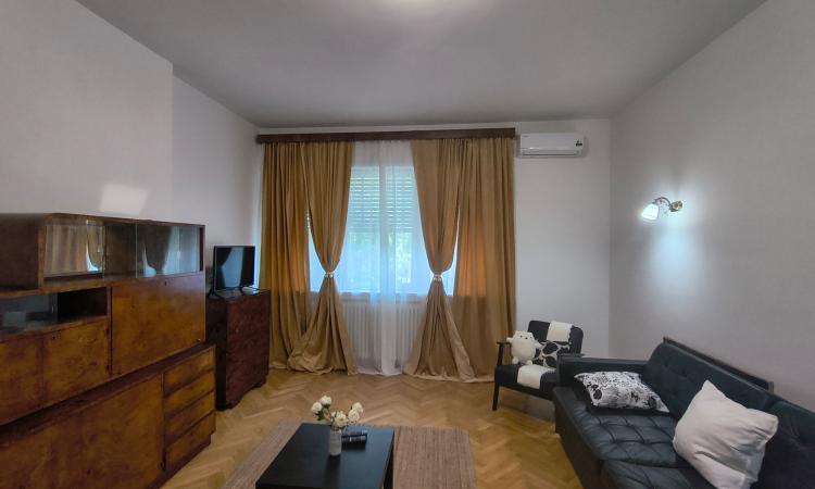 Închiriere apartament 4 camere, 153 mp, mobilat și utilat - parter vilă - Dorobanți Capitale